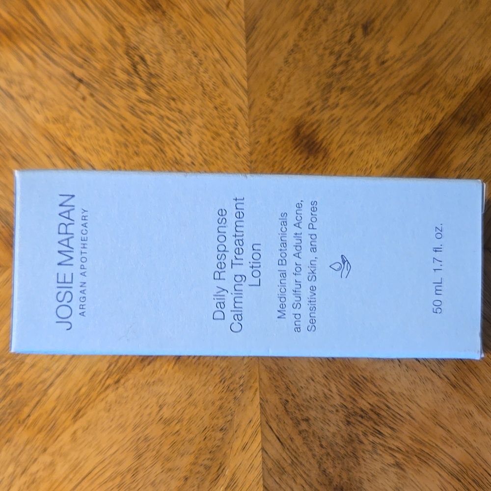 Josie Maran Daily Response Calming Treatment Lotion
